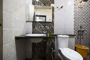 Fabhotel Rani Tower
