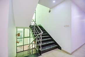 Fabhotel Rani Tower