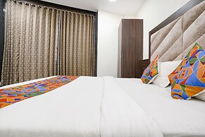 Fabhotel Silver Inn