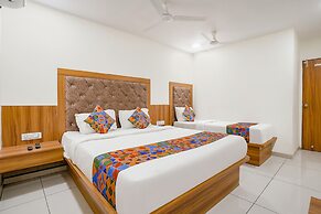 Fabhotel Silver Inn