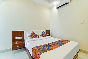 Fabhotel Diamond I