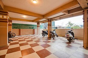 FabHotel 4 Star Executive