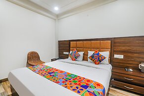 Fabhotel Bless Inn