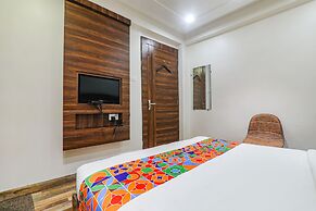 Fabhotel Bless Inn