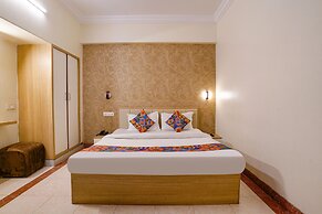 Fabhotel Heritage Palace