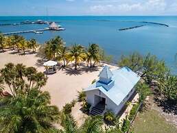 Villa Castello- Water Views Resort Amenities