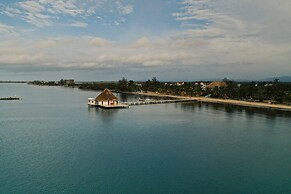 Villa Castello- Water Views Resort Amenities