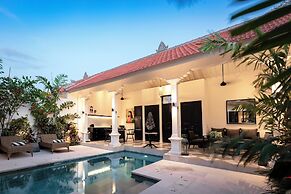 Martini Beachside 1