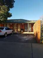 Yambil Inn Motel
