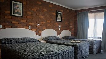 Yambil Inn Motel