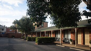 Yambil Inn Motel