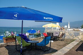 Akçay Pier Hotel & Beach