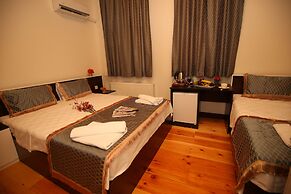 Grand Almira Hotel