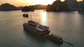 Cozy Boutique Cruise