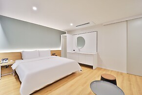 Gong Dam Stay Hotel