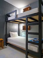 Leisure Hostel