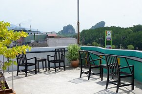 Leisure Hostel