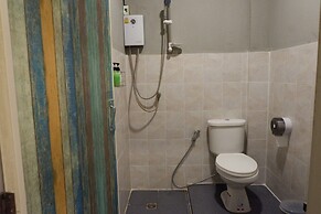 Leisure Hostel