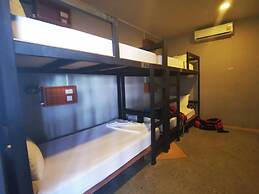 Leisure Hostel