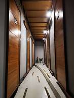 Leisure Hostel