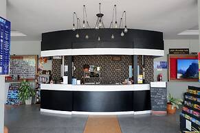 Leisure Hostel