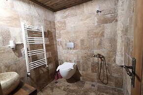 Snora Cave Hotel