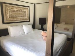 Aldea Thai penthouse 307 ocean view