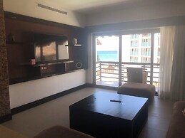 Aldea Thai penthouse 307 ocean view
