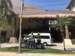 Aldea Thai penthouse 307 ocean view