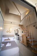 Theros Suites