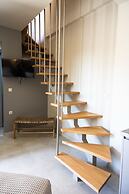 Theros Suites