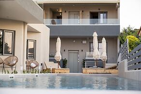 Theros Suites