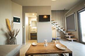 Theros Suites