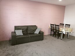 Ali Motel