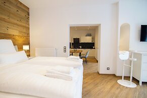 Schiefer Suite Hotel & Apartment