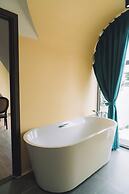 Goldient Boutique Hotel