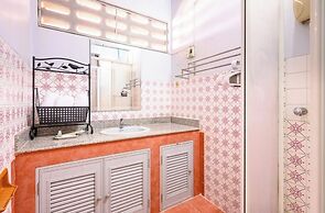 Lotus House Phuket