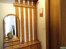 Kondo Stays - Melon Apartments