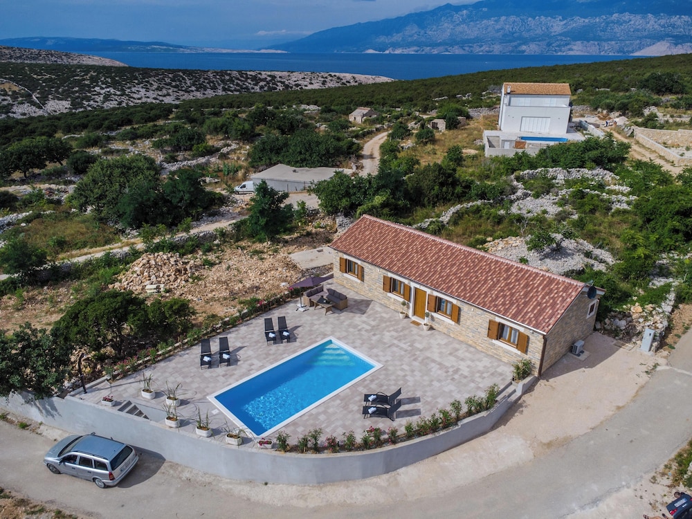 Villa Nika