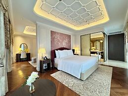Golden Sun Hotel - Dalat
