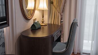 Golden Sun Hotel - Dalat