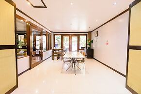 Madonna Hometel and Suites