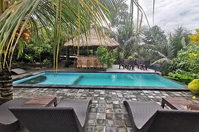 Balian Green Lagoon