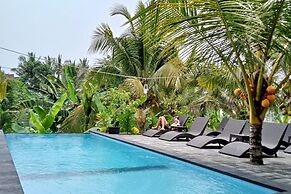 Balian Green Lagoon