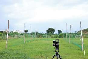 Leena Resort