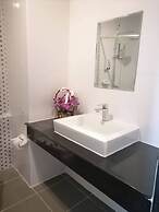 NJ Patong Hotel