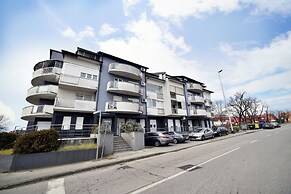 LXXVII Apartment