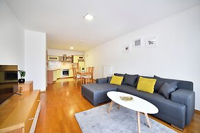 LXXVII Apartment