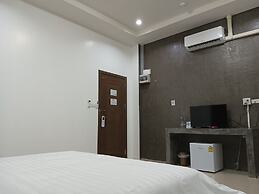 Twenty-Two Hotel