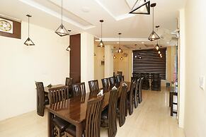 Hotel Mirage Residency
